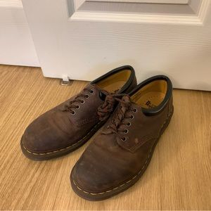 Dr. Marten’s Men’s 8053 Lace-up Casual Oxford